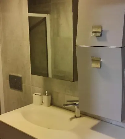 Hostel Pirano
