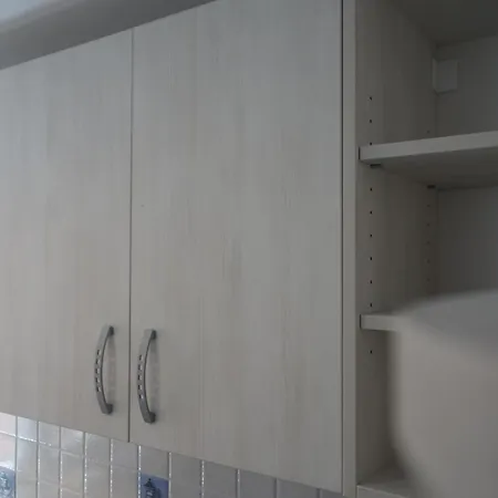 Hostel Pirano بيت شباب *