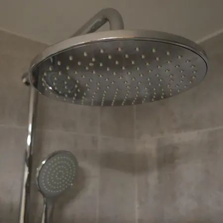 Hostel Pirano بيت شباب بيران