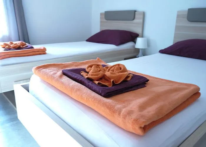 Hostel Pirano Hostel Πιράν